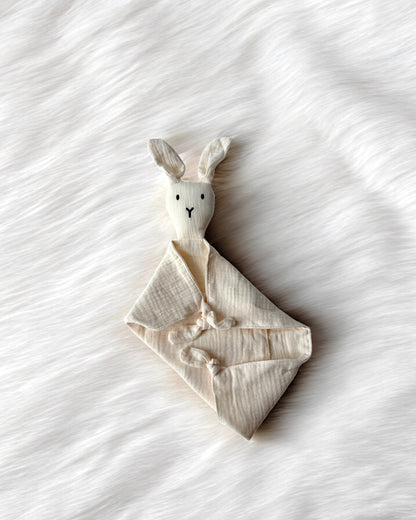 Luna Bunny Signature Comforter ( Ivory White )